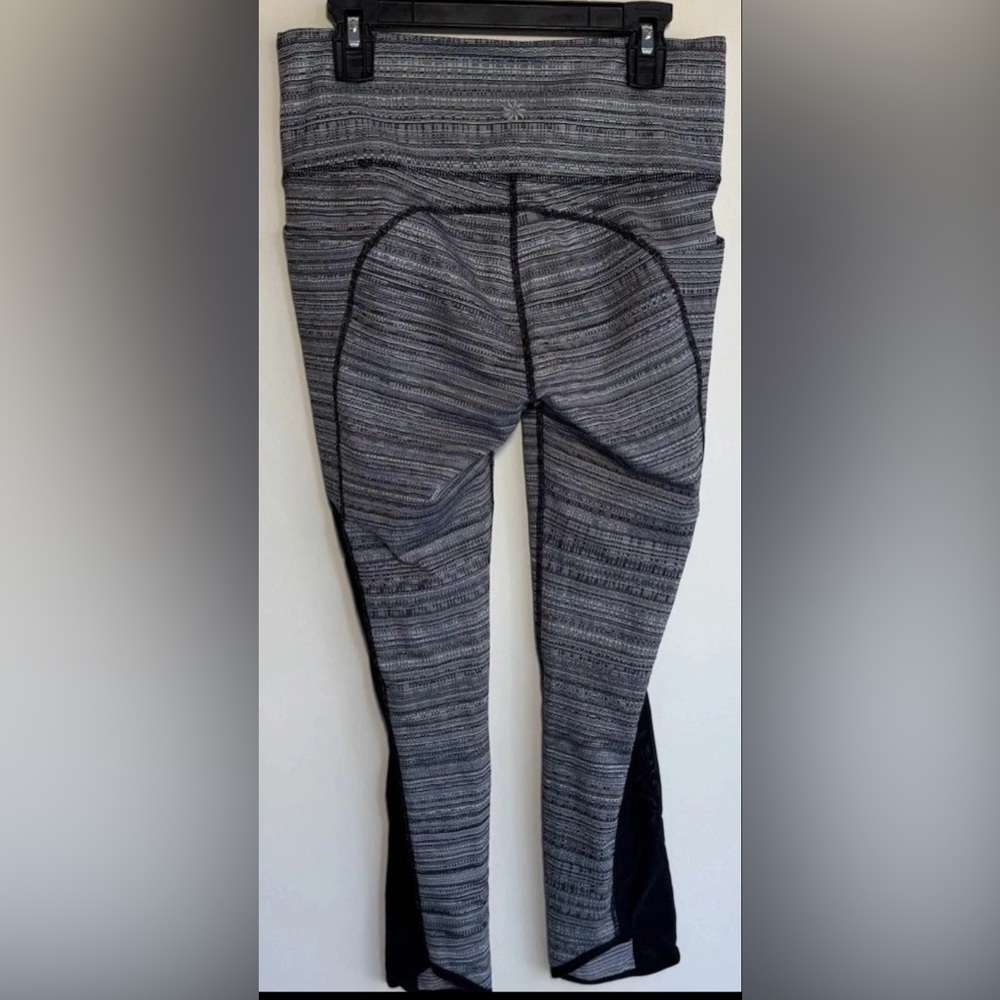 Athleta 7/8 Leggings Women’s Small High Rise Black & White Jacquard Chaturanga
